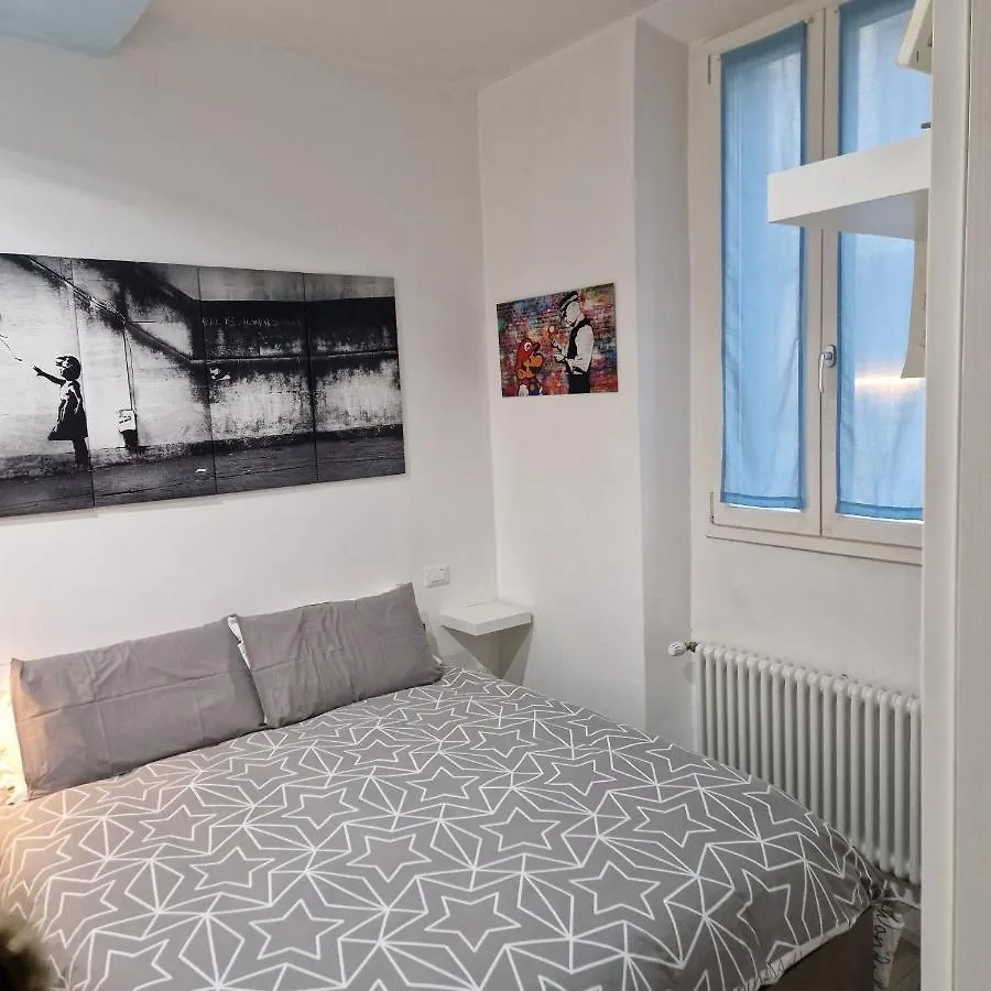 Popartapp Apartment Florence